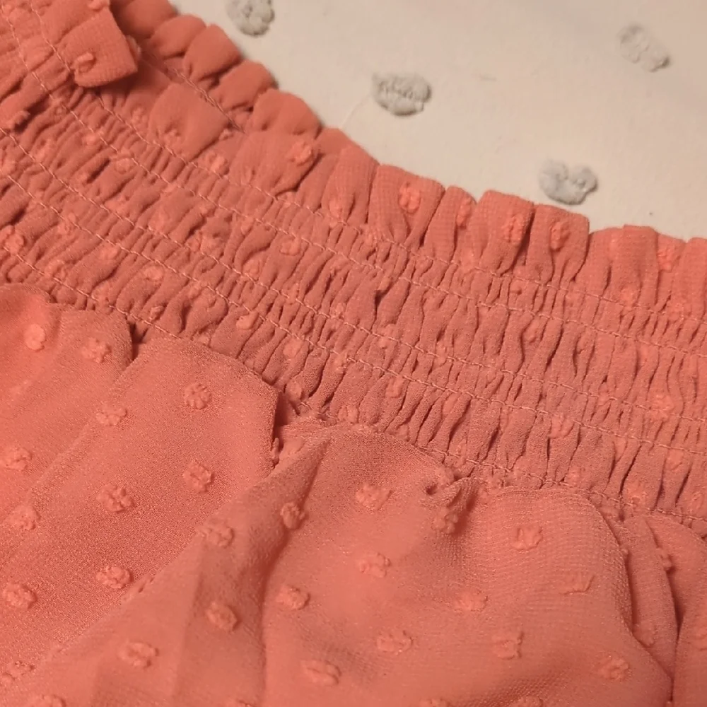 Off-Shoulder Ruffle Blouse - Picture 3 of 7